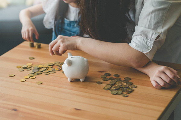 5 Reasons To Start Financial Literacy Young